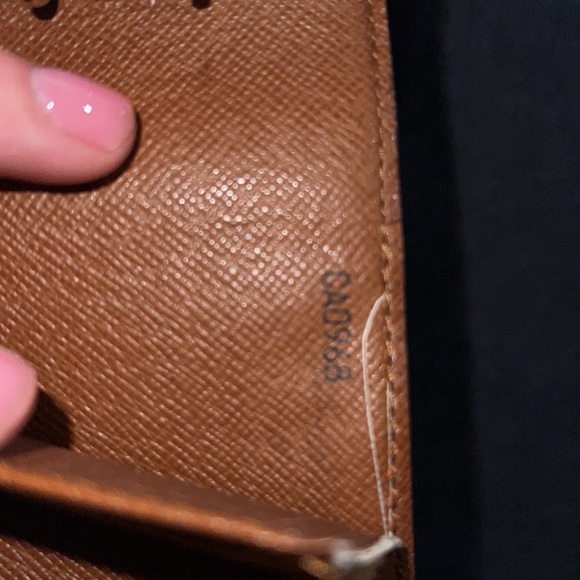 Louis Vuitton agenda PM - Picture 5 of 7